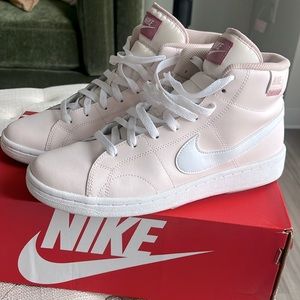 Like new. Pink Nike Court Royale 2 min high top